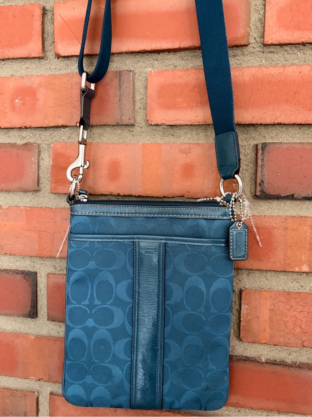 ✨ Coach Signature blue C Swingpack Crossbody Bag✨excellent condition has hangtag